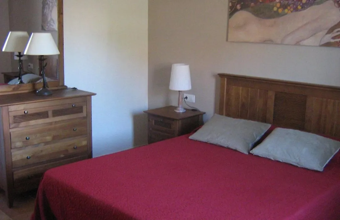 Montana Roja 100567 Hotel